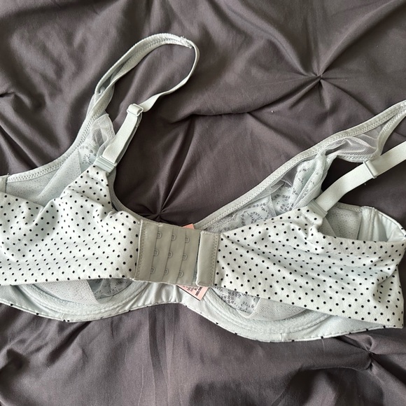 VS bra - Picture 3 of 3